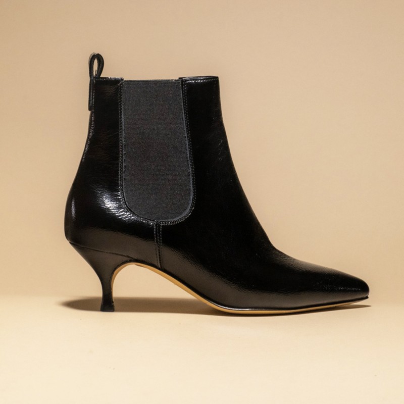 kitten heel black leather pointy chelsea boots 