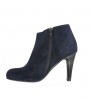 Navy suede ankle boots made in Italy 