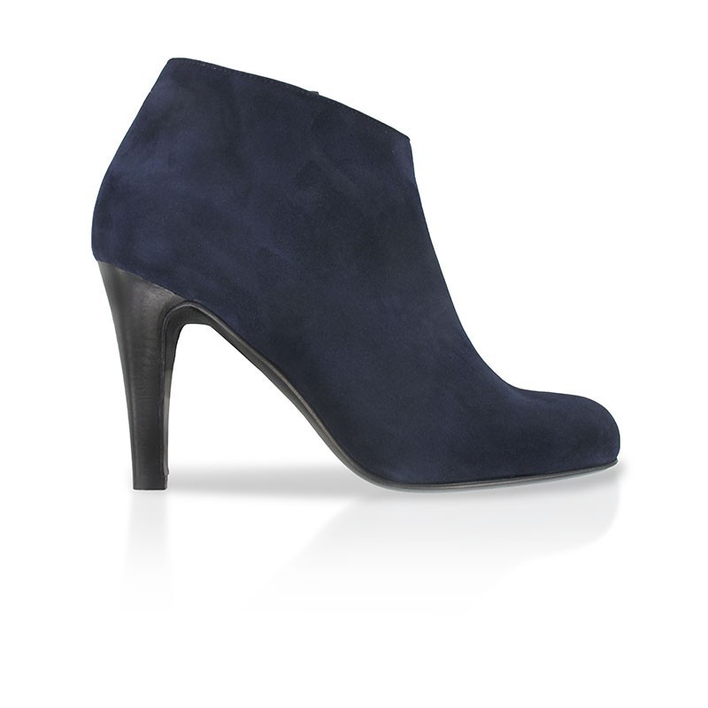 Woman navy blue ankle boots