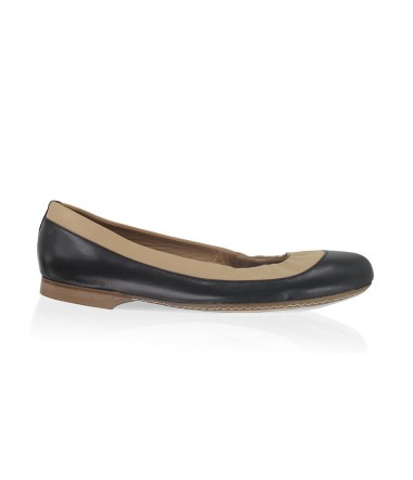 Black and beige leather ballet flat