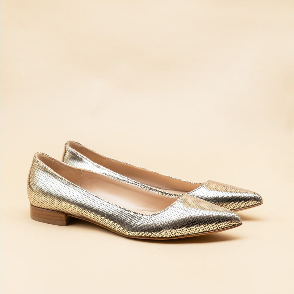 ballerines en cuir doré, design élégant et fabrication italienne