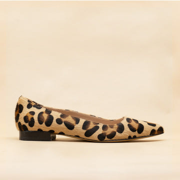 Ballerine pointue leopard -vue de profil