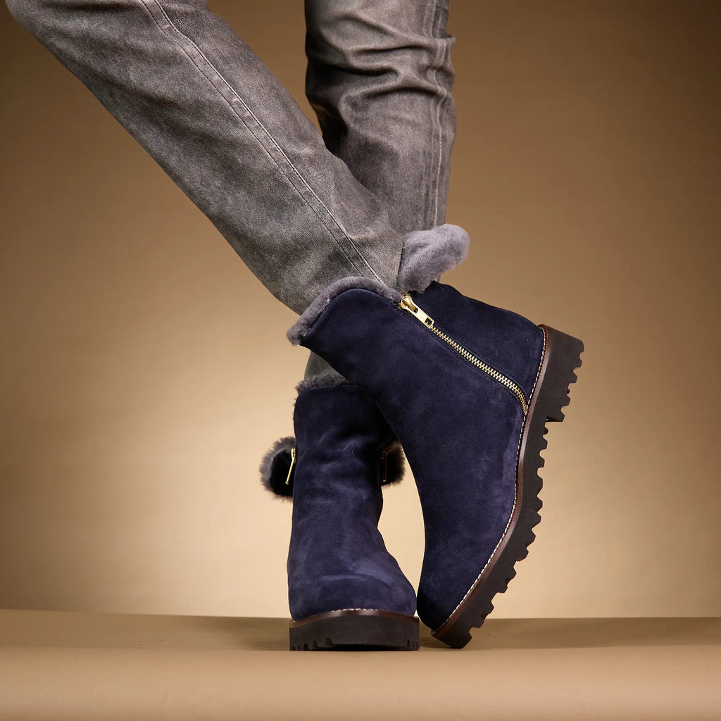 bottine femme cuir bleu marine doublées mouton et semelle vibrame 