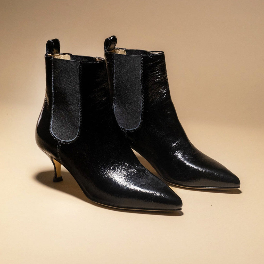 Chealsa boots petit talon cuir vernis noir italie