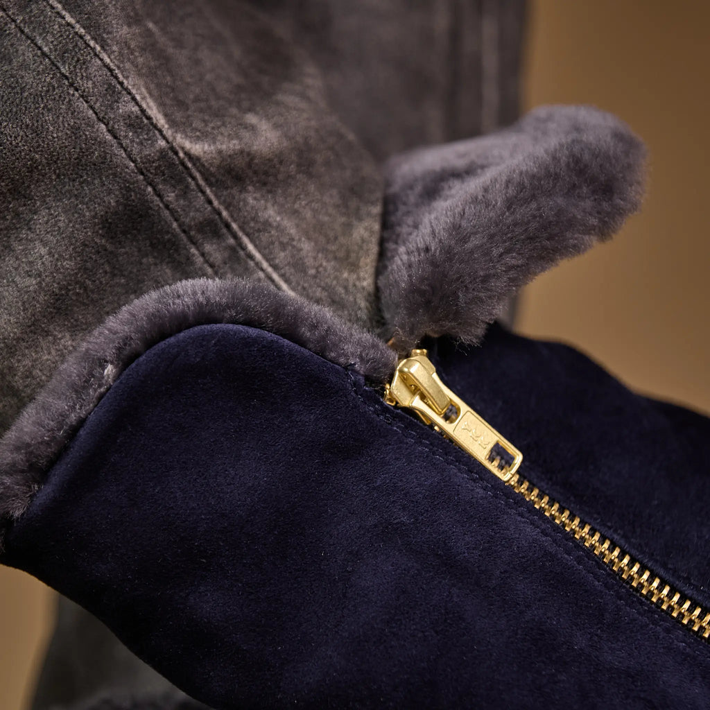 detail doublure mouton bottine femme bleu marine
