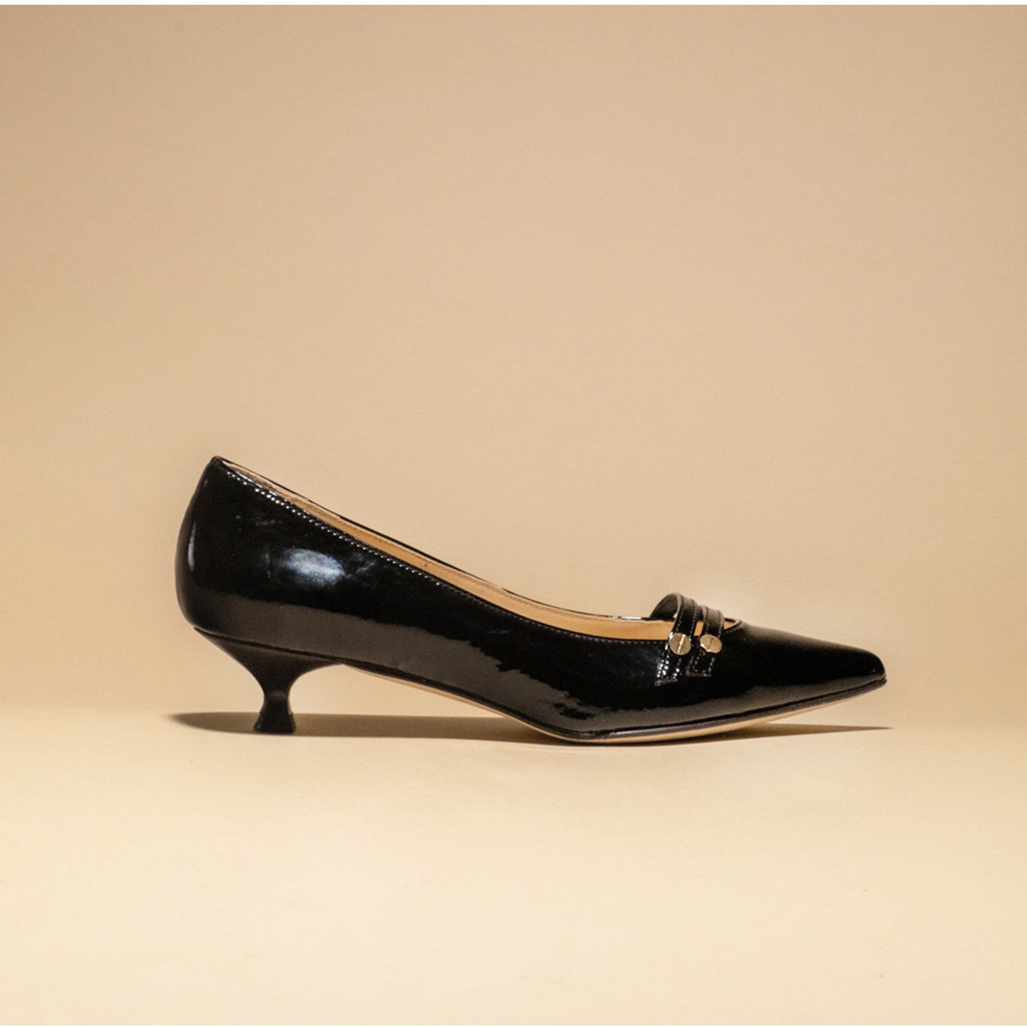 kitten heel black leather pointy pump made in Italy Mon Soulier