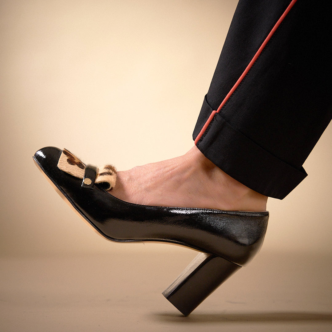 Talons MAJE En Cuir Imprimé Léopard Avec Nœud - Taille 8 US, Talons Hauts, Pointe Fine, Occasion